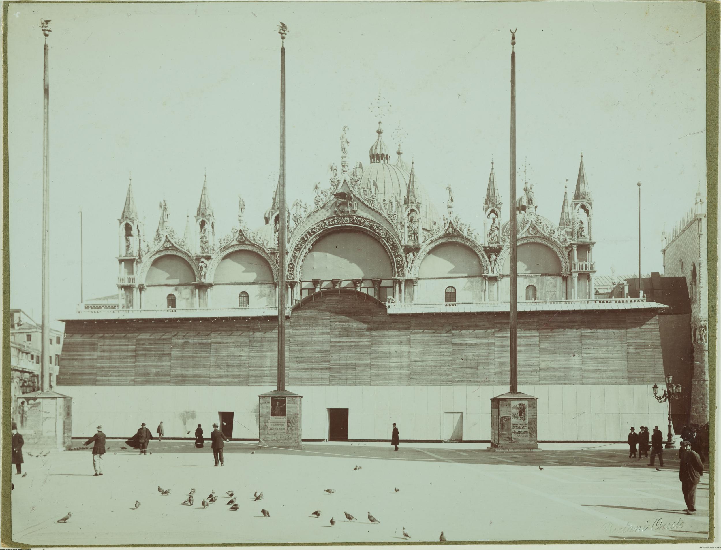 Venezia - Basilica di S. Marco, facciata, protezione antiaerea principale durante la prima guerra mondiale