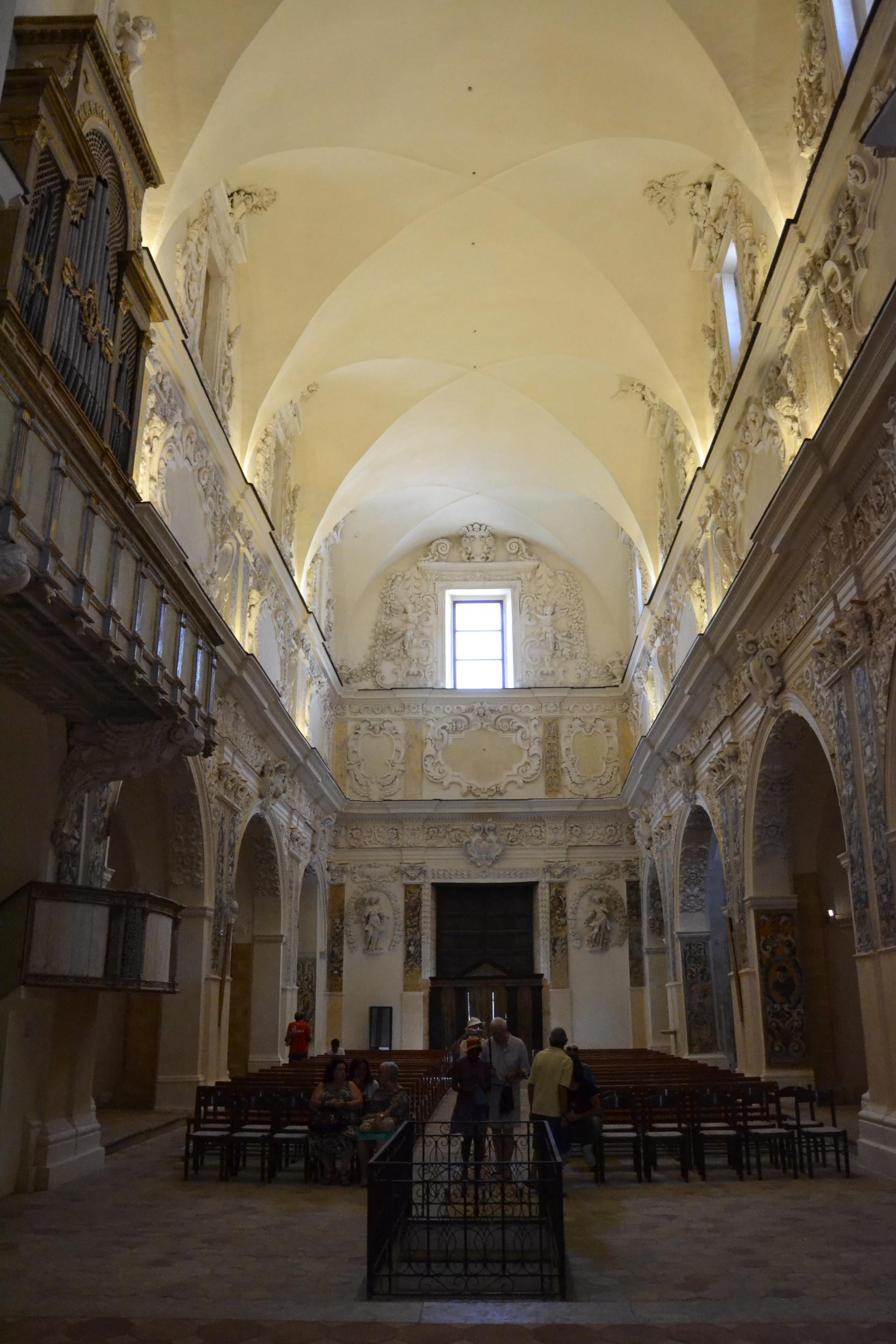 Interno della chiesa di San Domenico, Castelvetrano