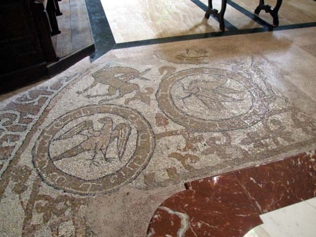 Brindisi. Cattedrale S.Giovanni, mosaico pavimentale, particolare