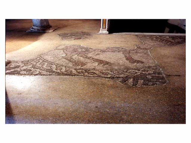 Taranto. Cattedrale, mosaico, figura allegorica