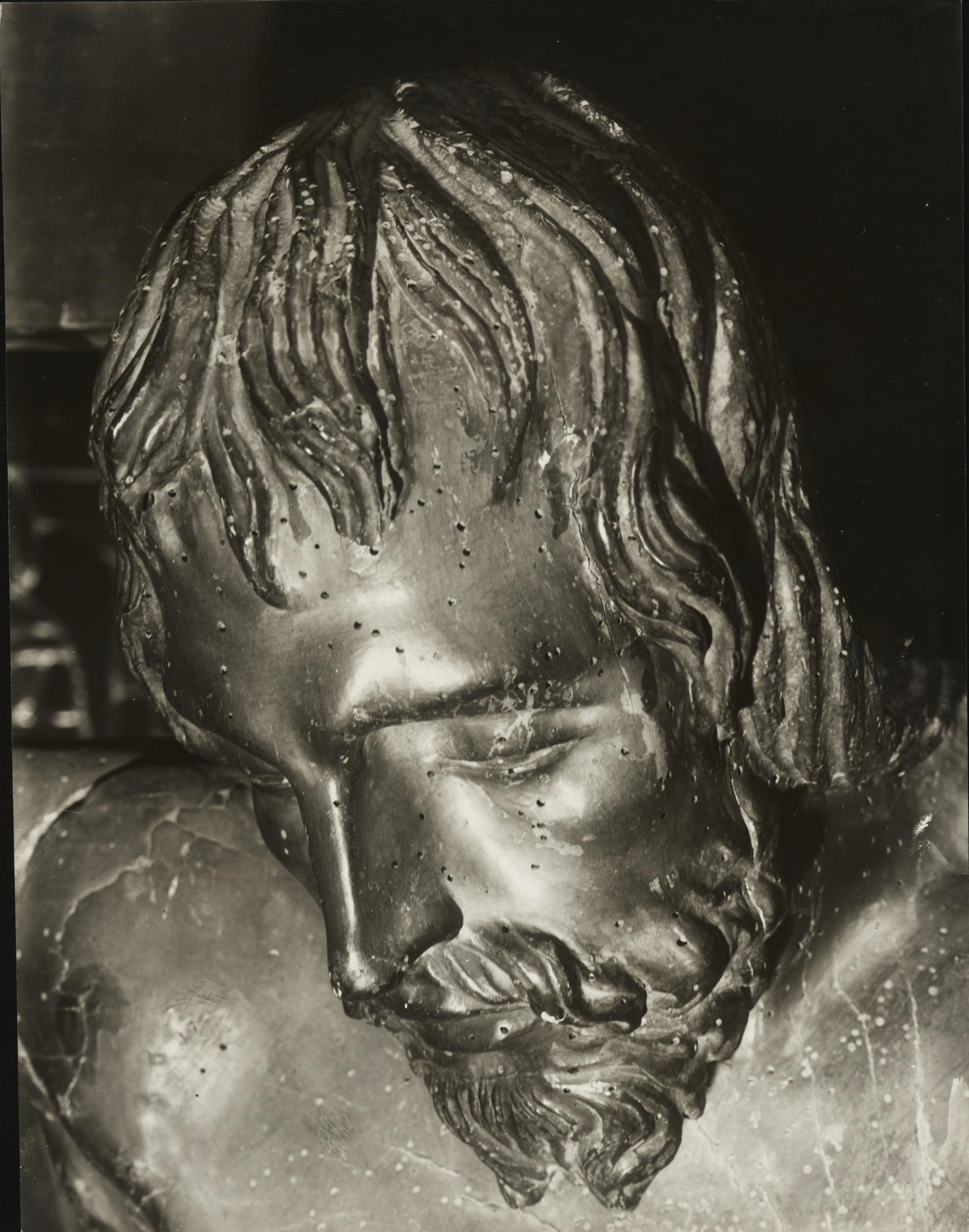 Gino Malenotti, Firenze - Basilica di Santa Croce, Crocifisso, particolare, 1931- 1938, gelatina ai sali d'argento, MPI318775