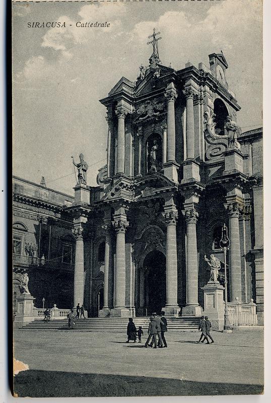 Fotografo non identificato, Siracusa - Cattedrale, 1920-1930, cartolina, FFC011155