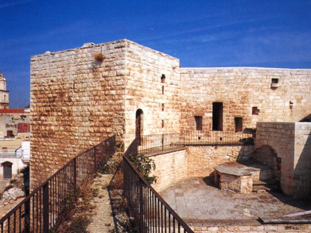 Sannicandro di Bari. Castello, particolare dal terrazzo