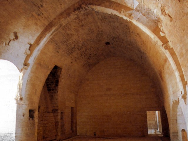 Sannicandro di Bari. Castello, interno