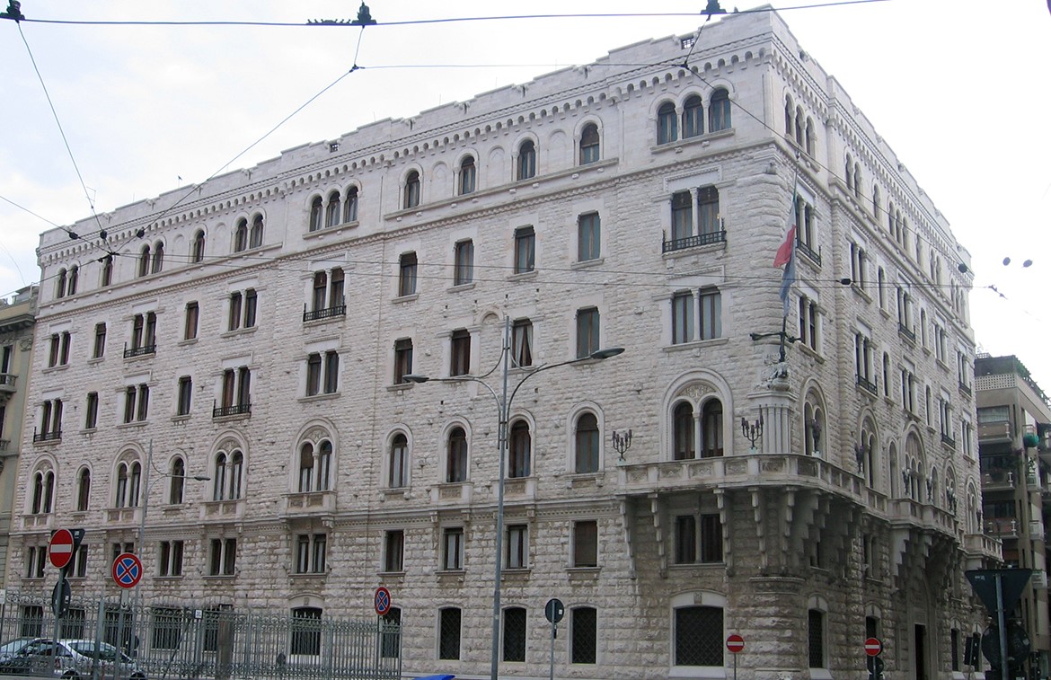 Ramona Minnucci, Palazzo dell' Acquedotto Pugliese - Bari, 2019, fotografia digitale, 334519_F1
