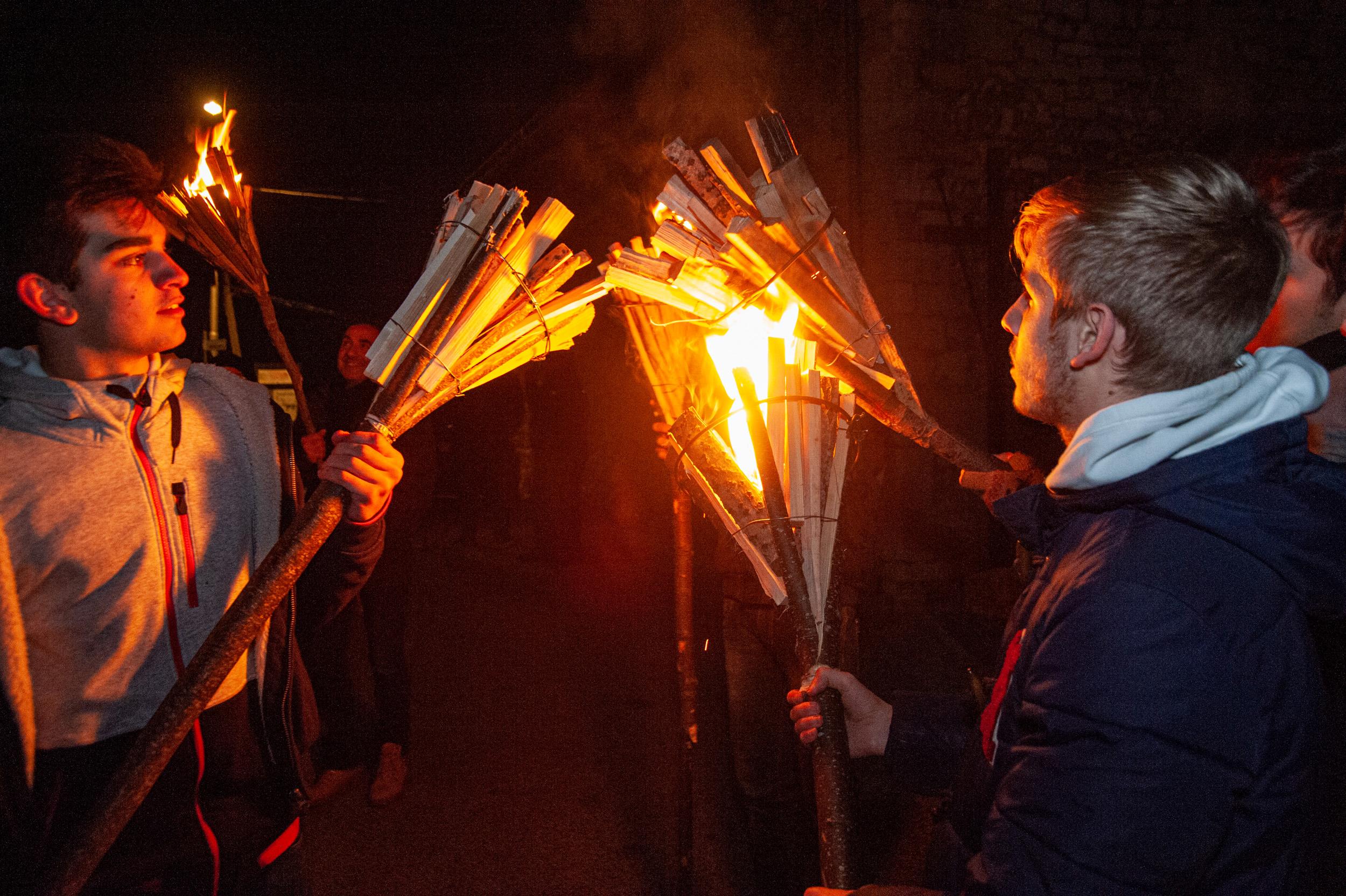 Roberto Monasterio, L’accensione delle ‘ntosse, 2015, fotografia digitale