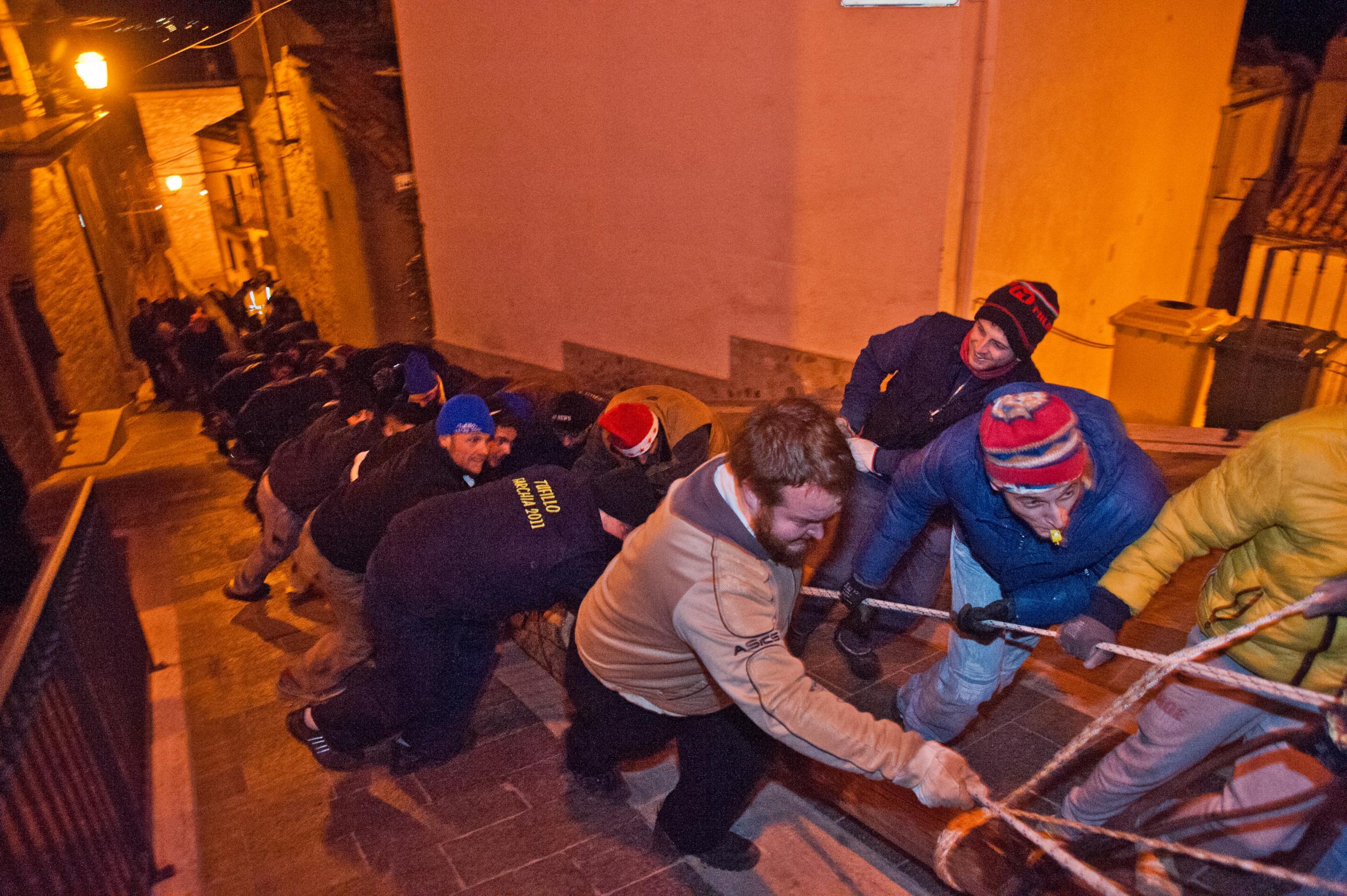 Roberto Monasterio, Il trasporto della farchia, 2014