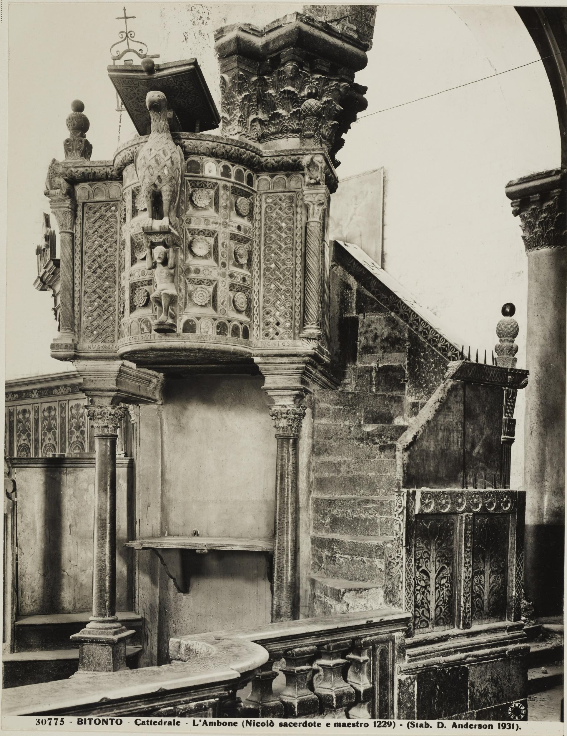 Domenico Anderson, Bitonto - Cattedrale di S. Valentino, ambone, 1901-1925, gelatina ai sali d'argento/carta, MPI137870