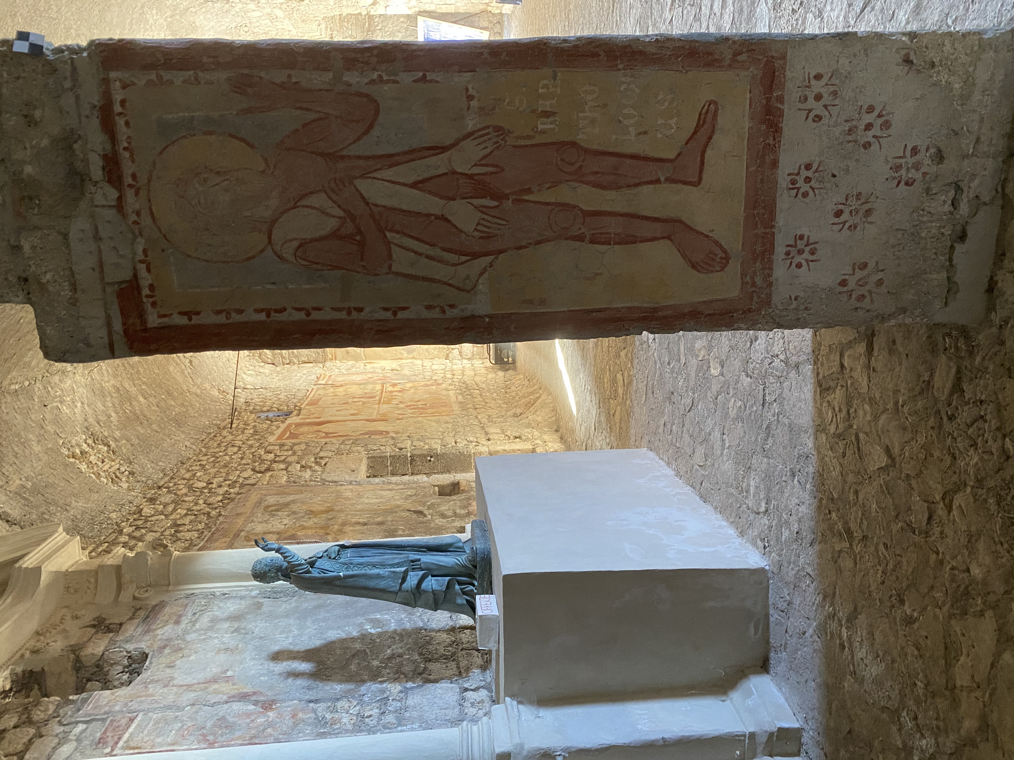 Dalila Segoni, Sant'Oreste - Monte Soratte, Chiesa di S. Silvestro, Navata laterale, 2021, fotografia digitale