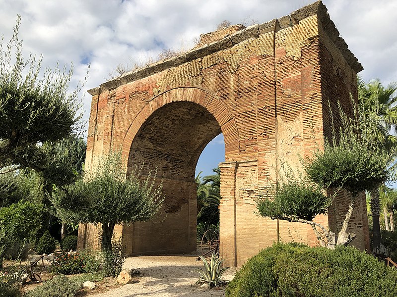 Davide Mauro, Arco di Traiano a Canosa, 2020
