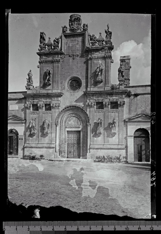 Lecce - Chiesa di S. Nicola e S. Cataldo - Facciata, negativo BN, gelatina ai sali d'argento, 13x18, 1908-1909