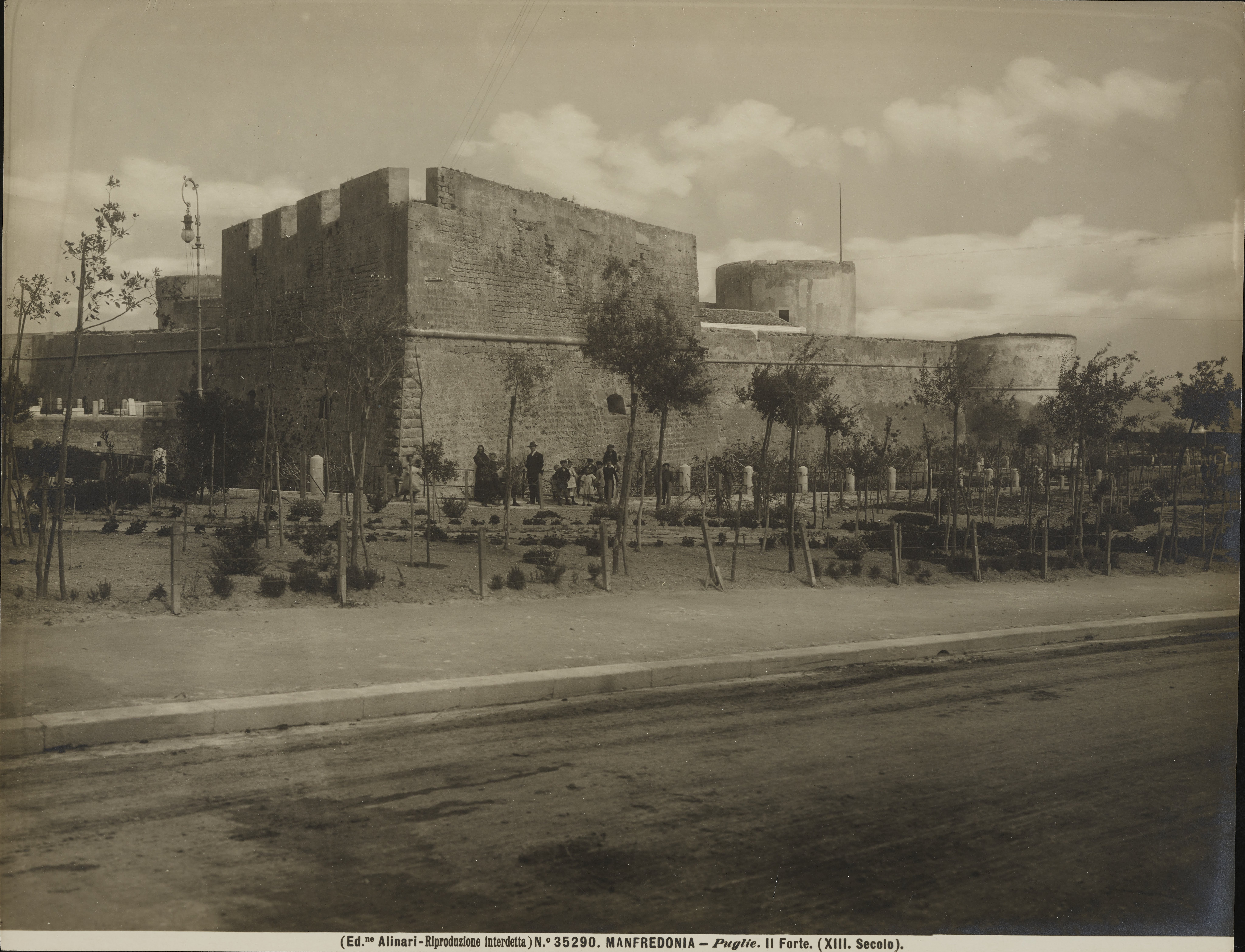 Fratelli Alinari, Manfredonia - Castello, gelatina ai sali d'argento, MPI6014898