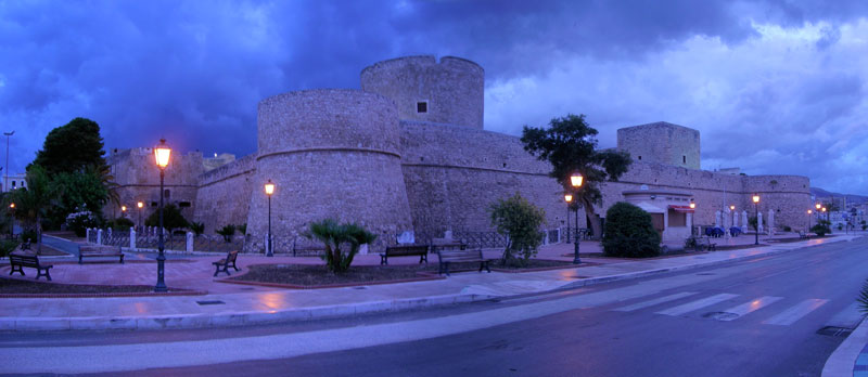 Salvatore Triventi, Manfredonia e il suo castello Svevo Angioino, 2008, fotografia digitale