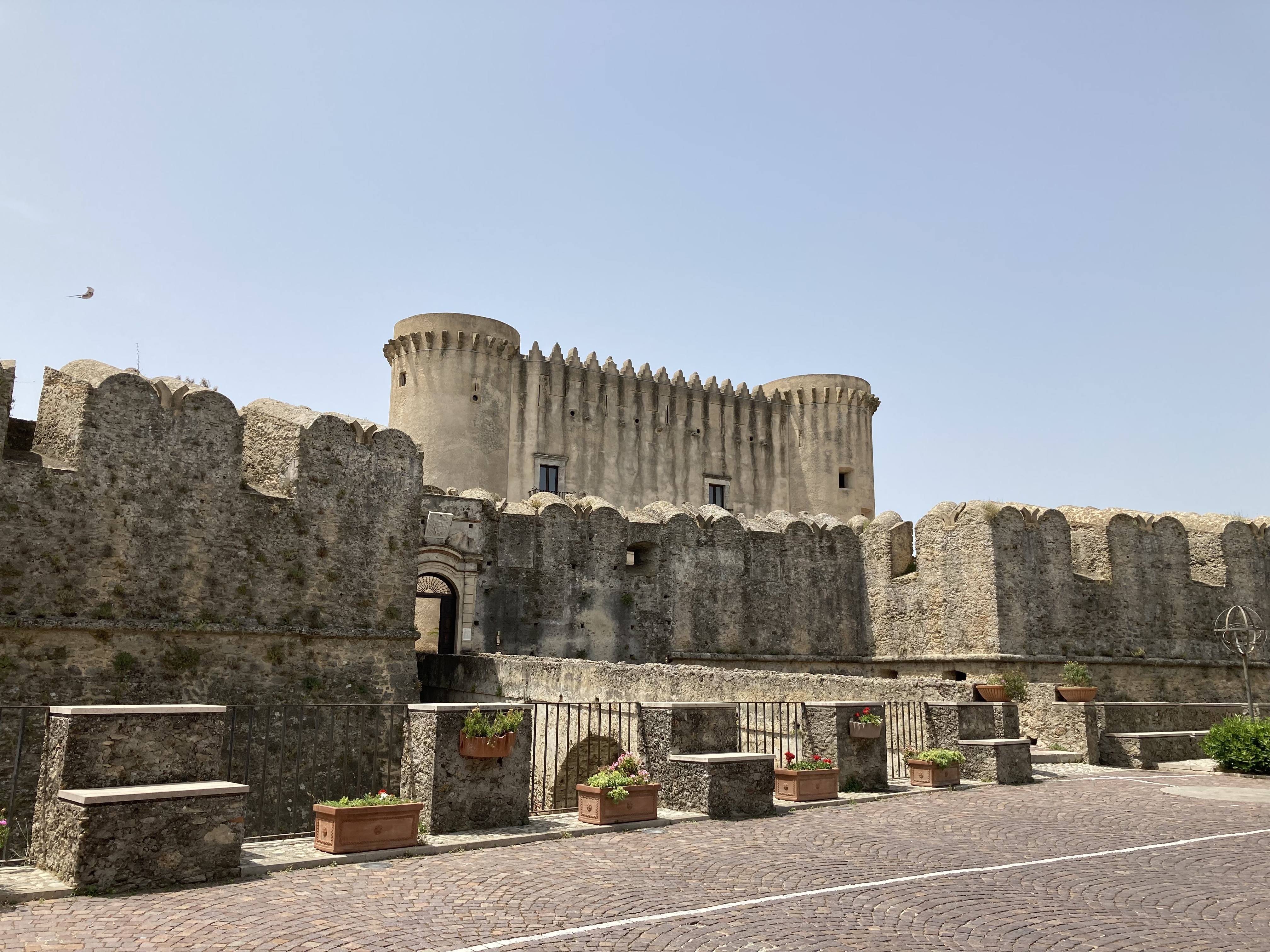 Samuele Wikipediano 1348, Santa Severina - Castello, 2021, fotografia digitale
