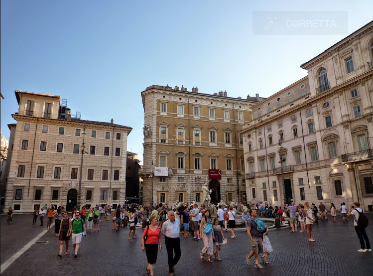 Ragusaibla, Facciata di palazzo Braschi da Piazza Navona, 2014, fotografia digitale, 749 × 554 px, Roma