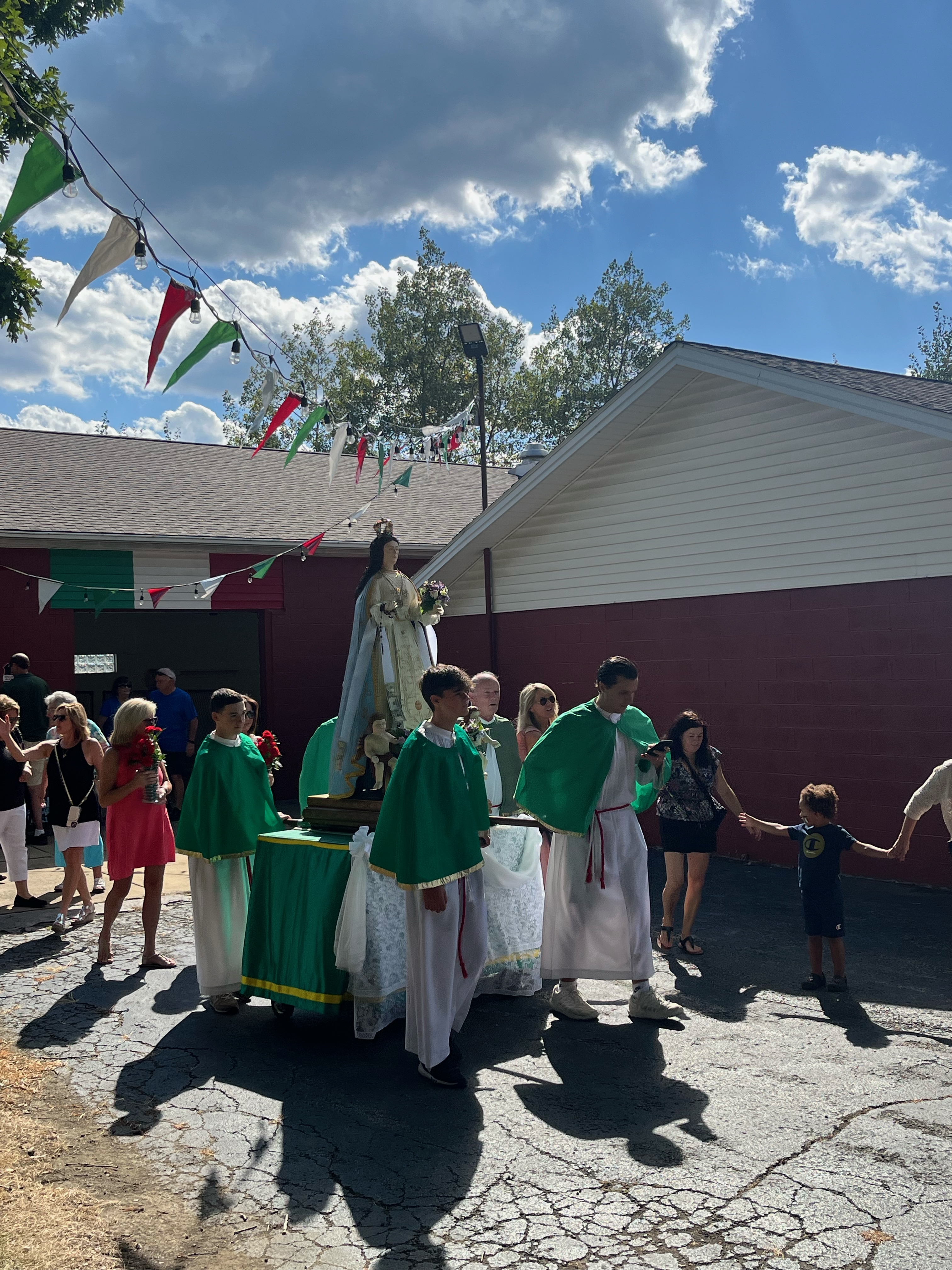 Enrico Grammaroli, Youngstown (Ohio, USA) – Processione,  2024, fotografia digitale