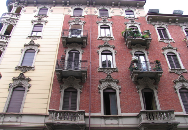Palazzina Liberty in San Salvario, Torino; dettaglio facciata